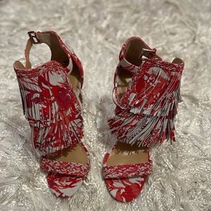 NWOT BANANA REPUBLIC Strappy Heel with Fringe Ankle Strap